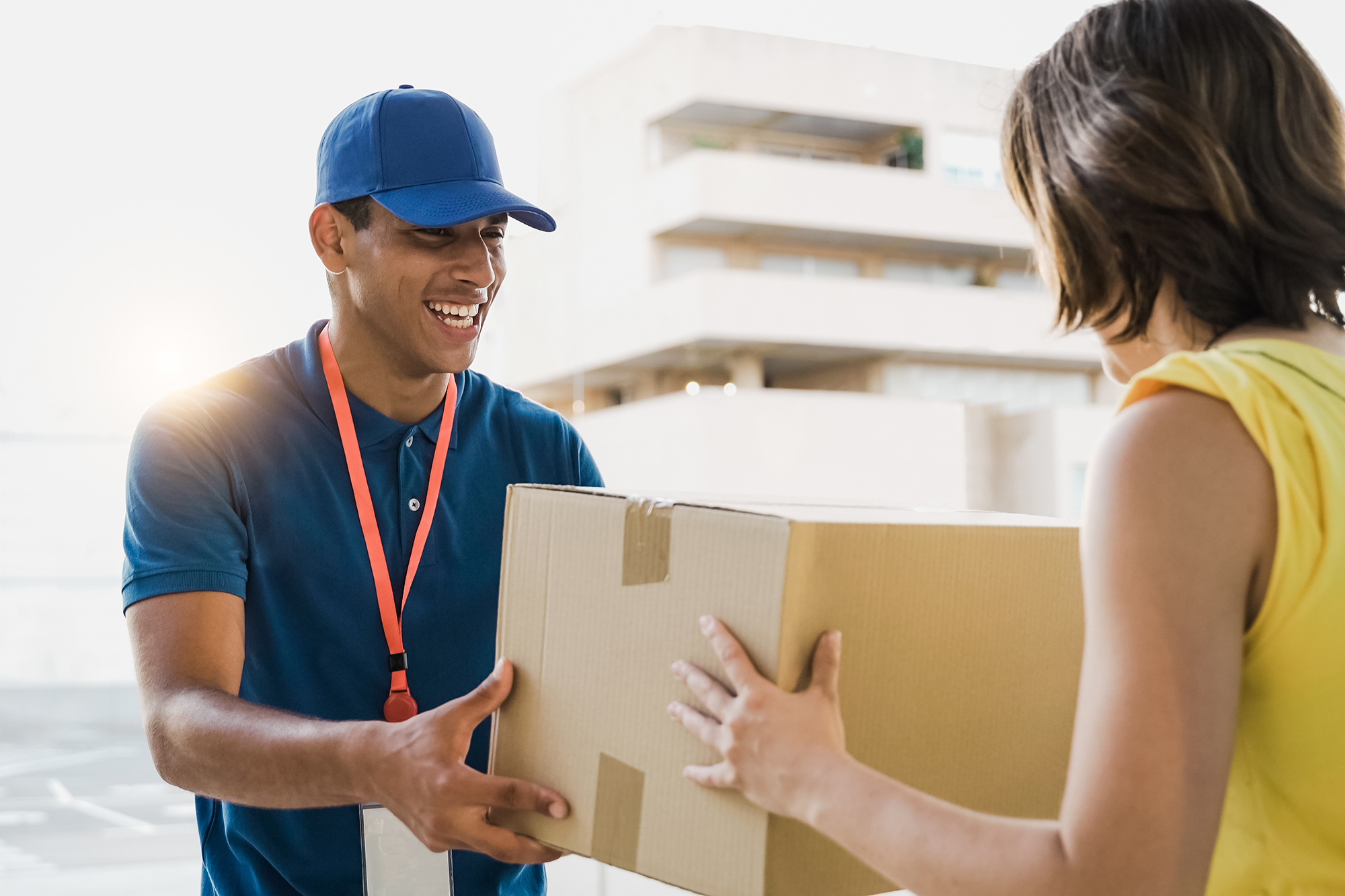 Entrega de paquete a cliente